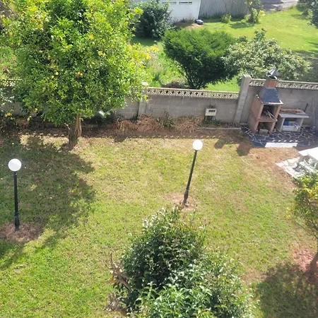Casa Con Jardin Y Terraza Burela