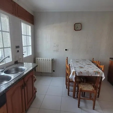 Casa Con Jardin Y Terraza Burela