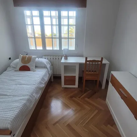 Casa Con Jardin Y Terraza * Burela
